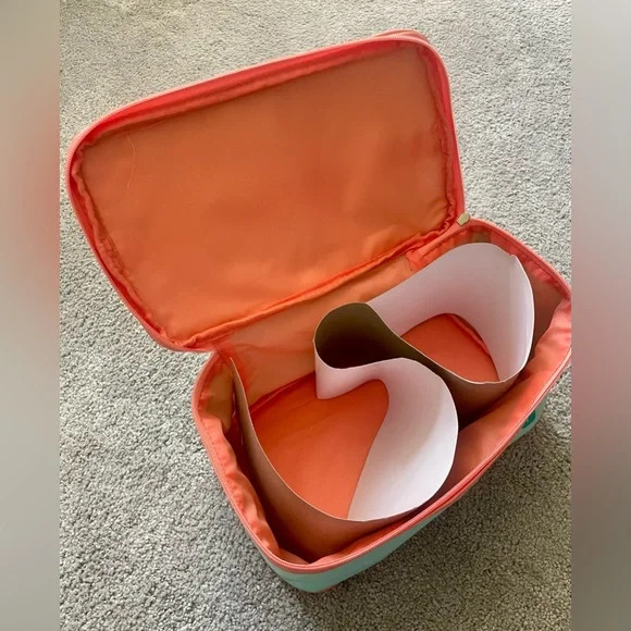 Clinique Teal and Orange Organize and Make Up Pallet - Picture 7 of 8